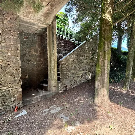 Il Pontile Daire Gera Lario