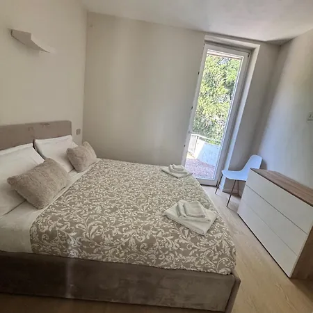 Daire Il Pontile Gera Lario